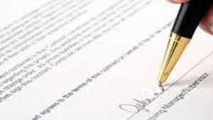 Cómo escribir una carta de autorización para firmar documentos